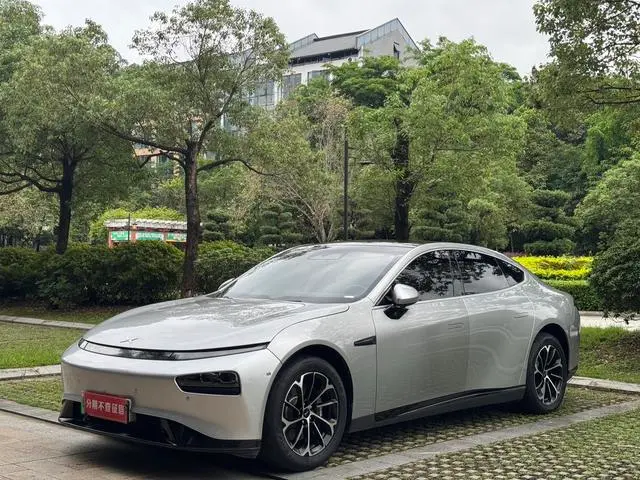 XPeng P7