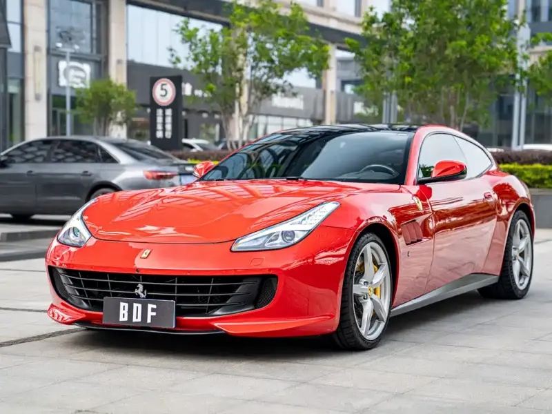 Ferrari GTC4Lusso
