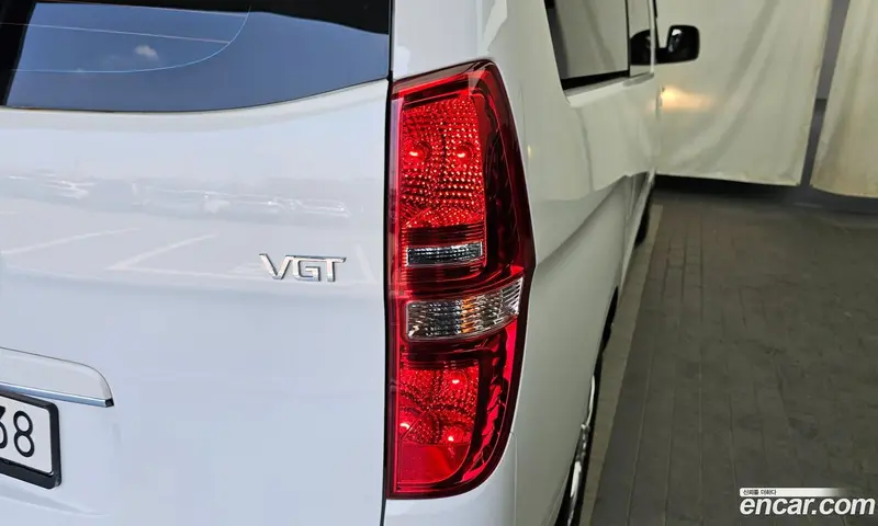 Hyundai H-1 (Starex)