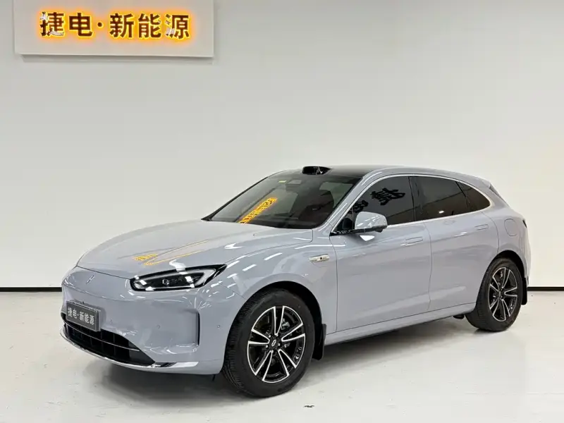 AITO M5