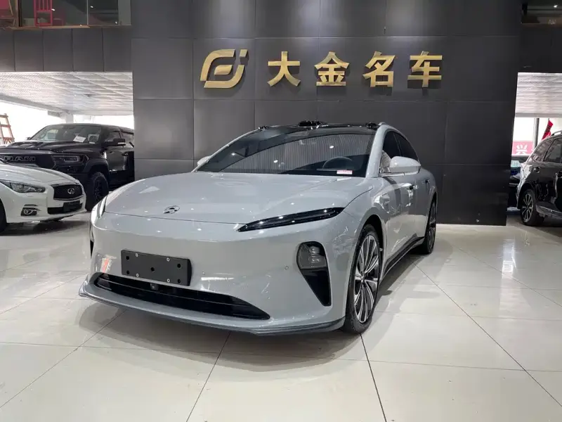 NIO ET5T