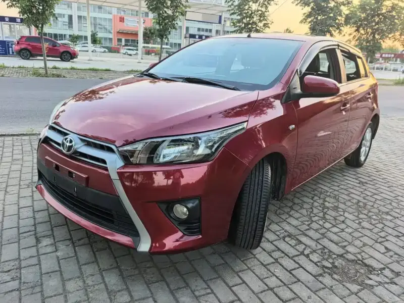 Toyota Yaris L