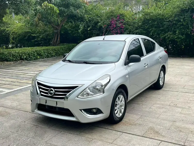 Nissan Sunny