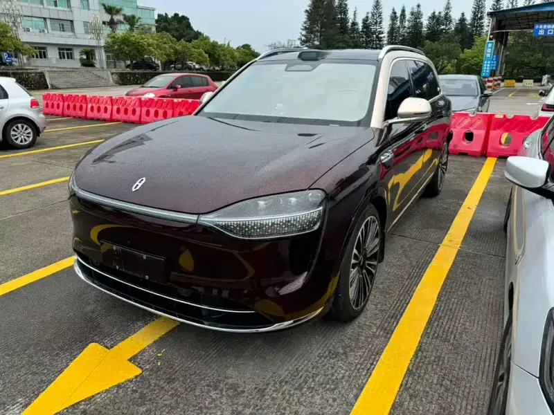 AITO M9