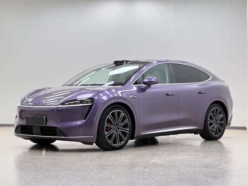 Luxeed Zhijie R7