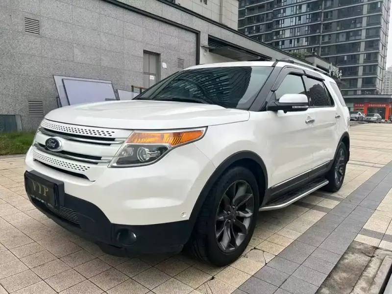 Ford Explorer (Import)