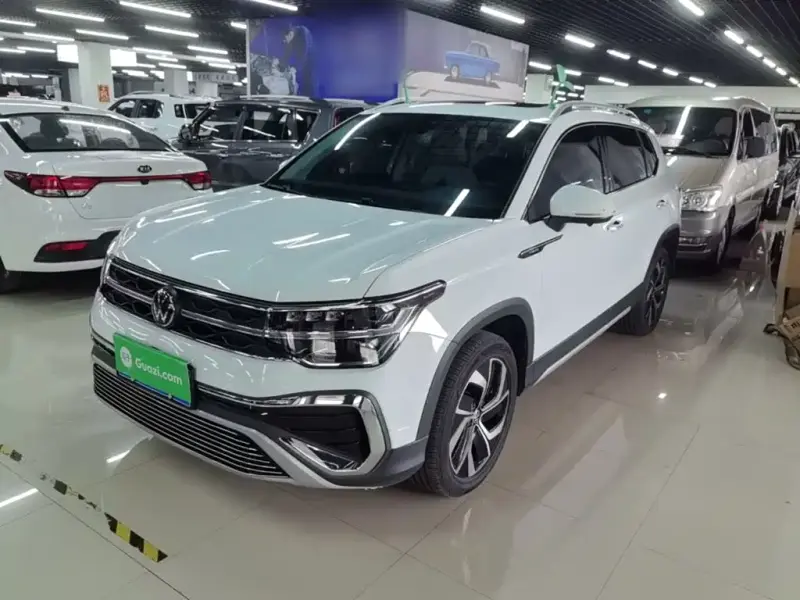 Volkswagen Tharu