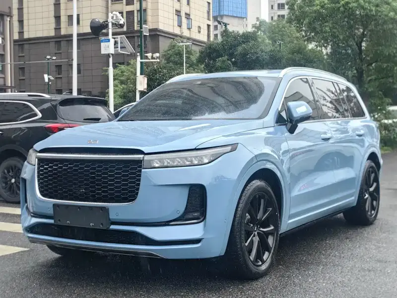 Li Auto ONE