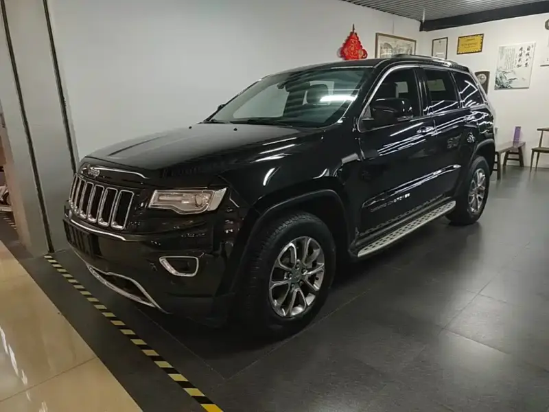 Jeep Grand Cherokee (Import)
