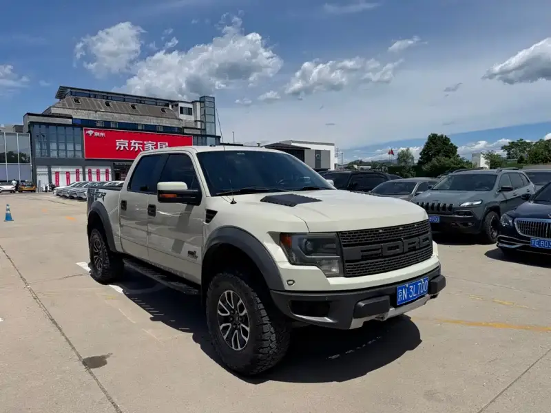 Ford F-150 Raptor