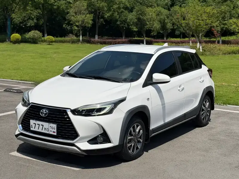 Toyota Yaris L