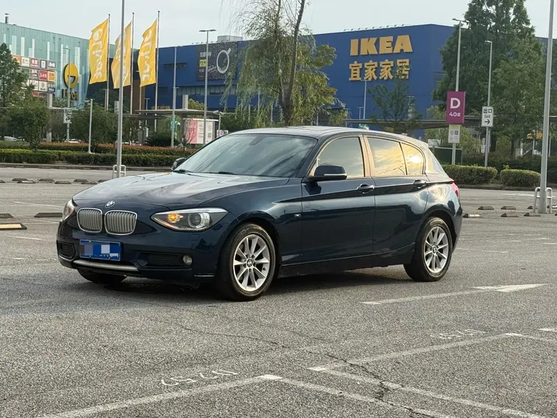 BMW 1-Series (Import)