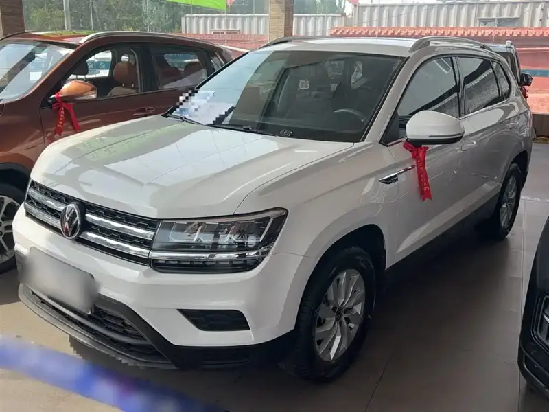 Volkswagen Tharu