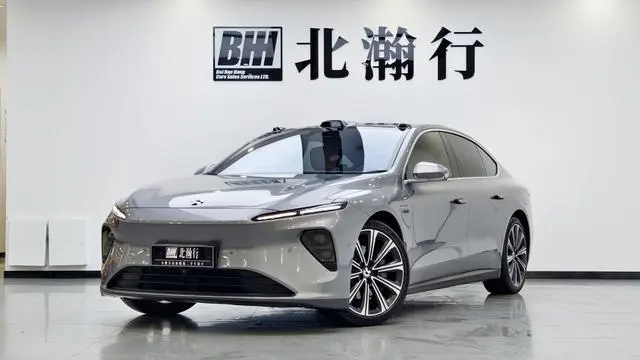NIO ET7