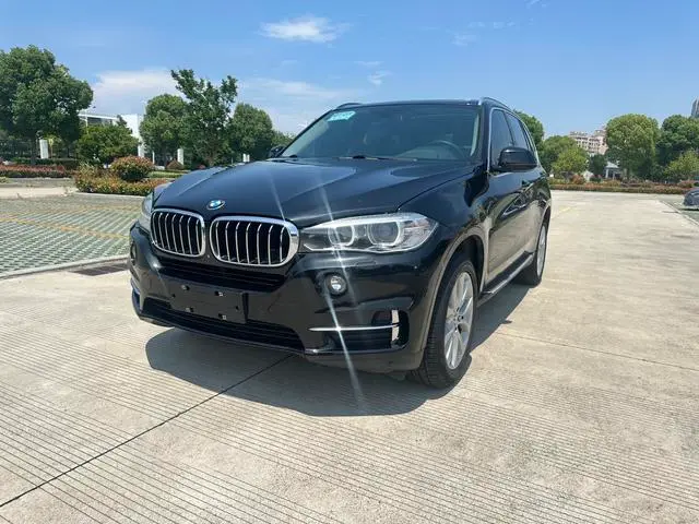 BMW X5 (Import)