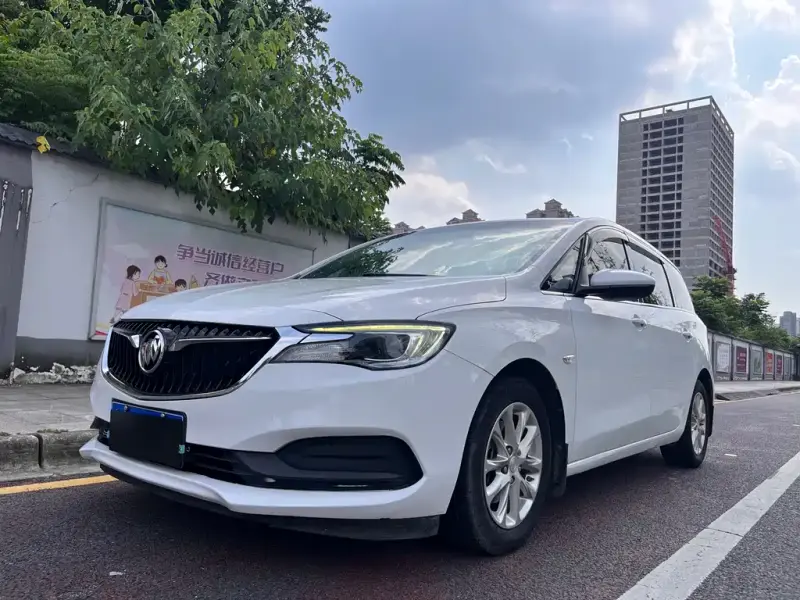 Buick GL6