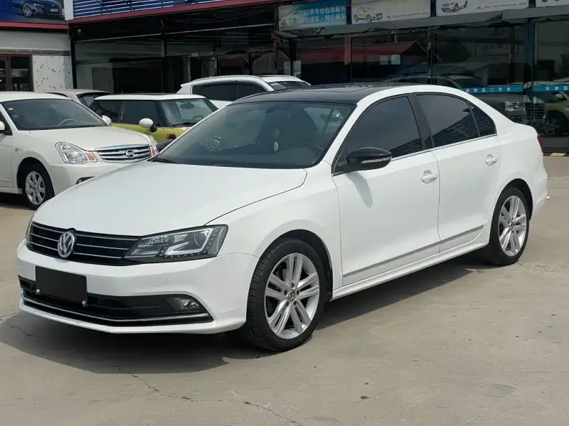 Volkswagen Sagitar