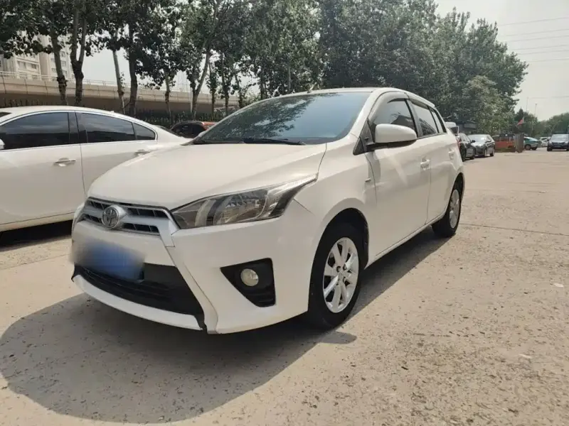 Toyota Yaris L
