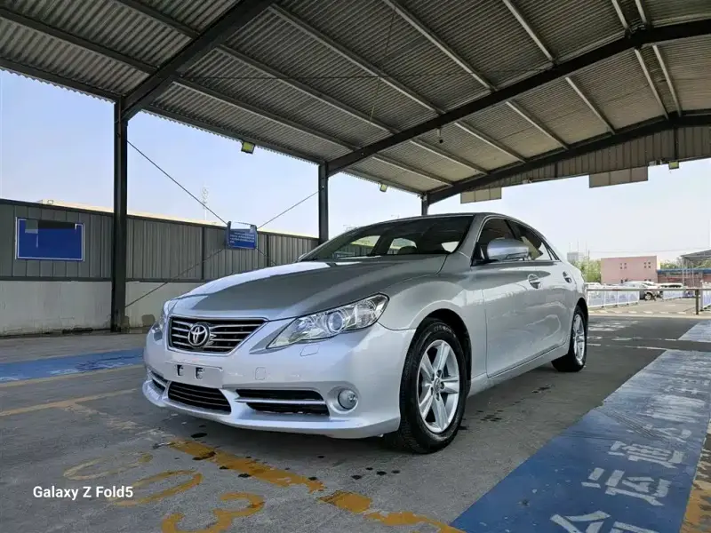 Toyota Reiz