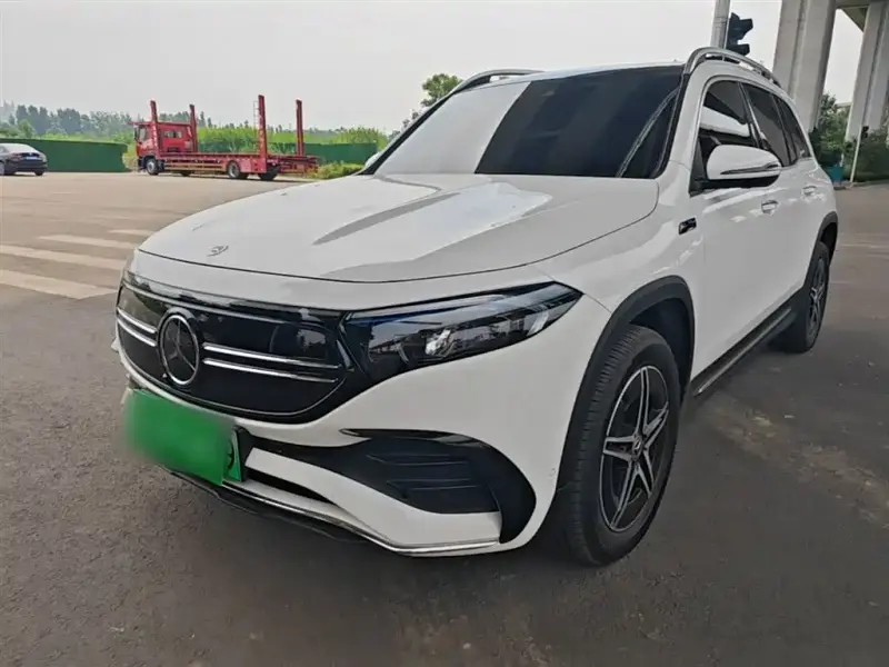 Mercedes-Benz EQB