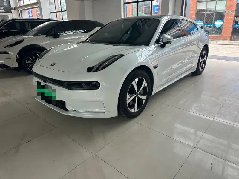 Zeekr 001