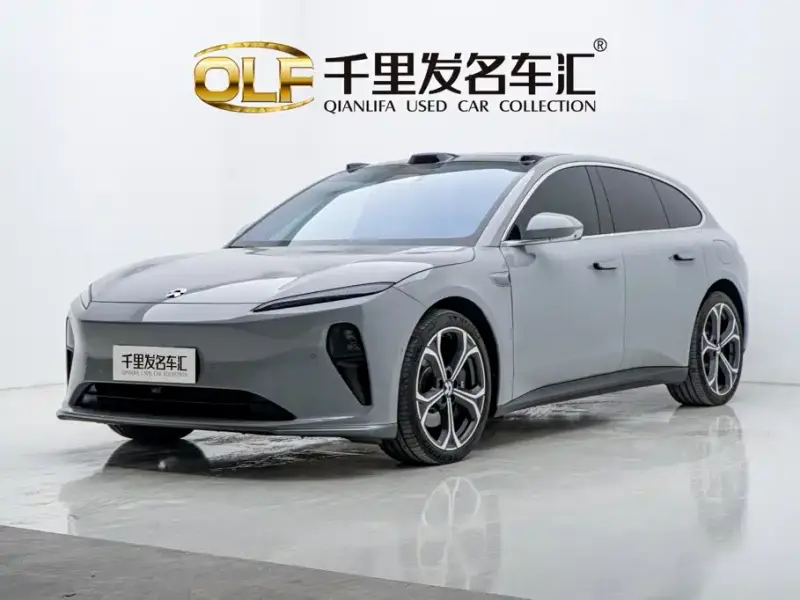 NIO ET5T