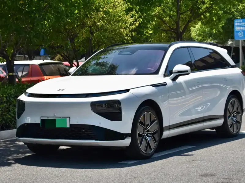 XPeng G9