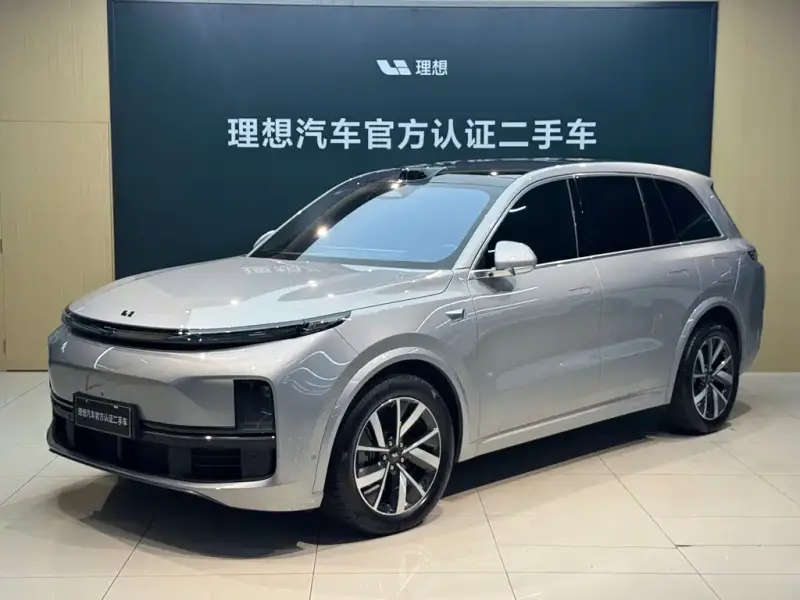 Li Auto L8