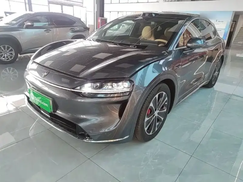 Luxeed Zhijie R7