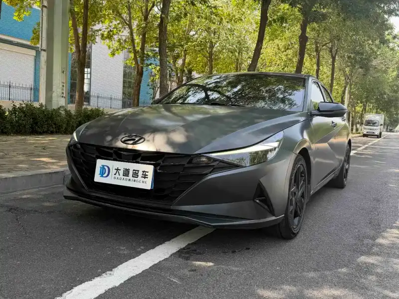 Hyundai Elantra