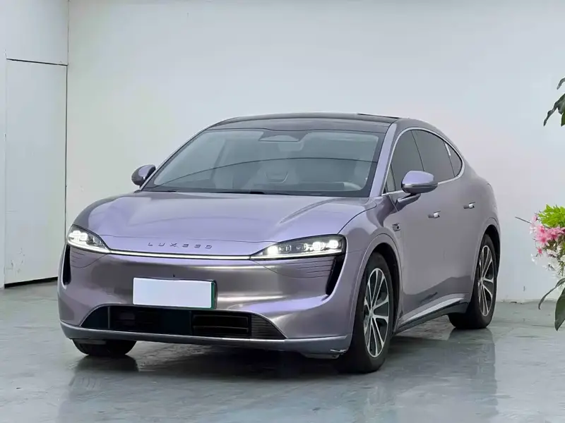 Luxeed Zhijie R7