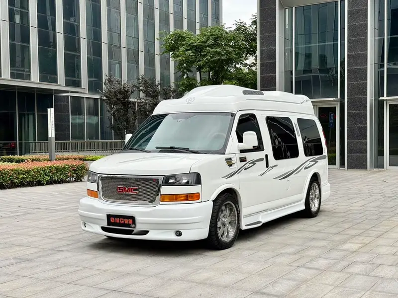 GMC Savana