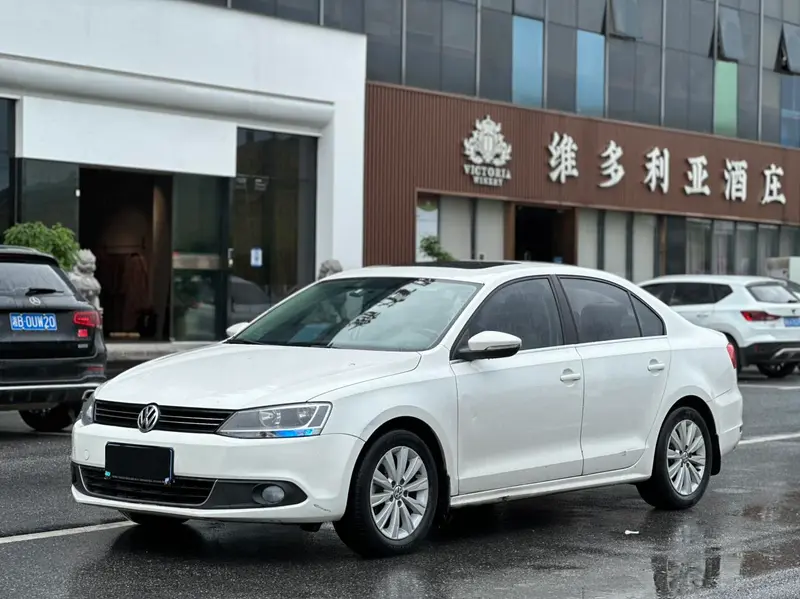 Volkswagen Sagitar