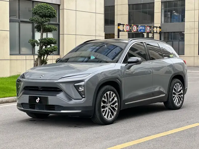 NIO ES6