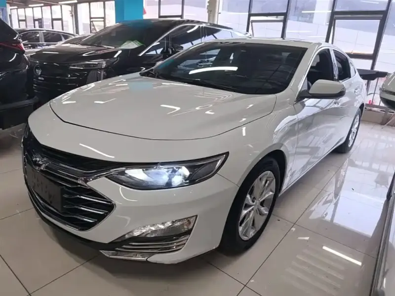 Chevrolet Malibu XL