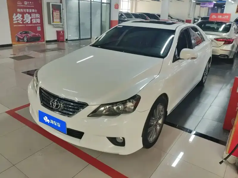 Toyota Reiz