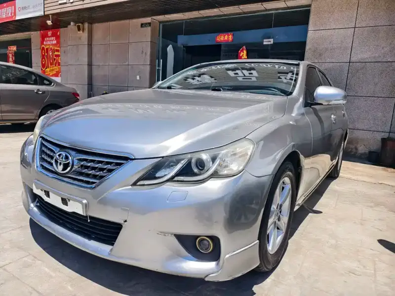 Toyota Reiz