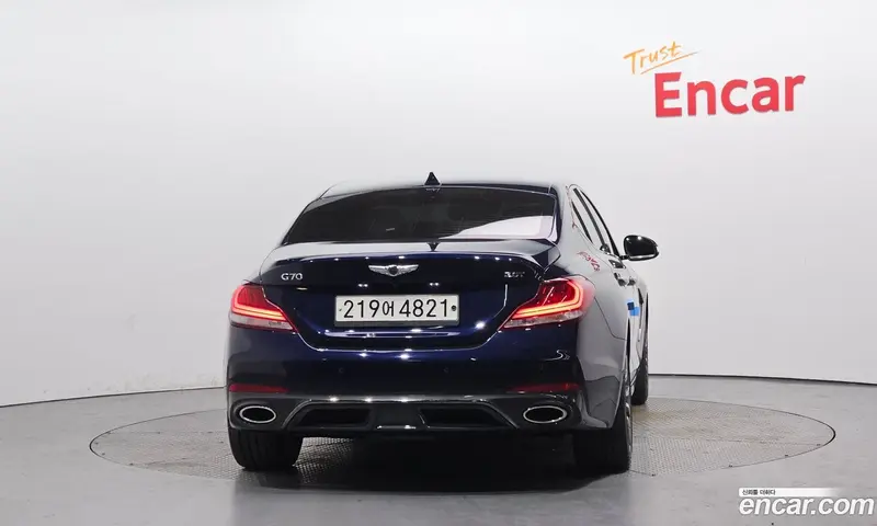Genesis G70