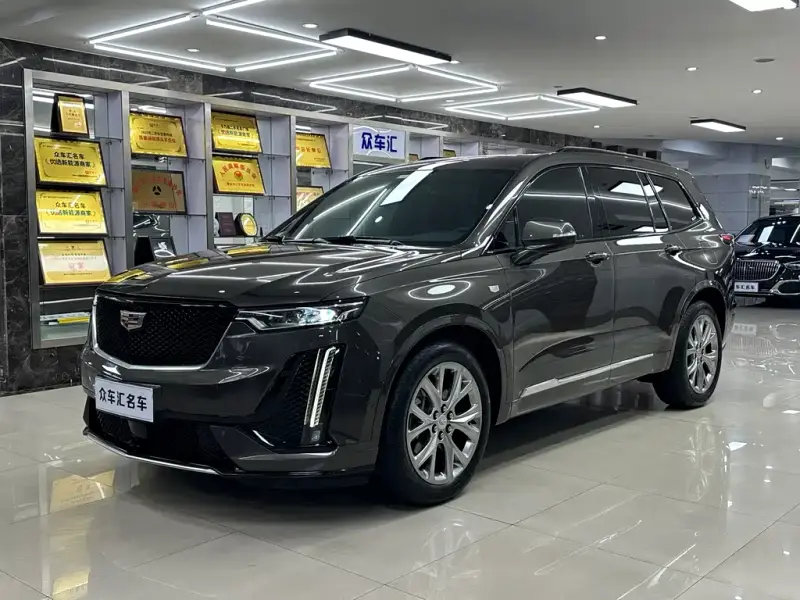 Cadillac XT6