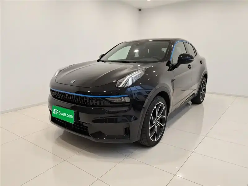 Lynk & Co 05