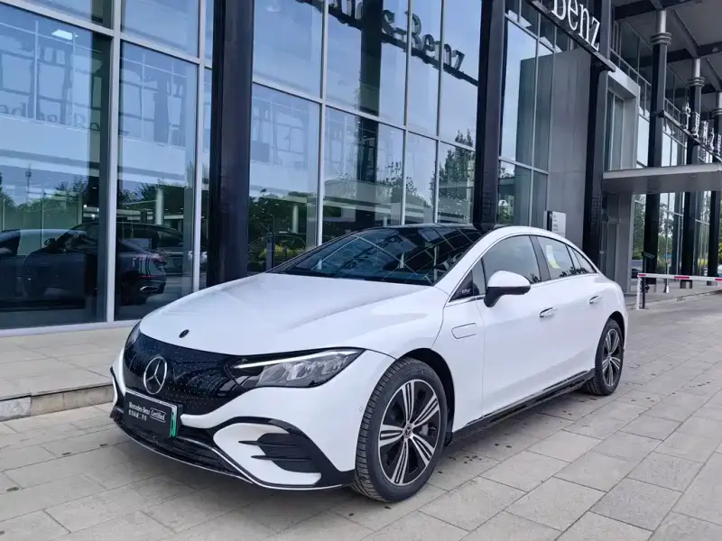 Mercedes-Benz EQE