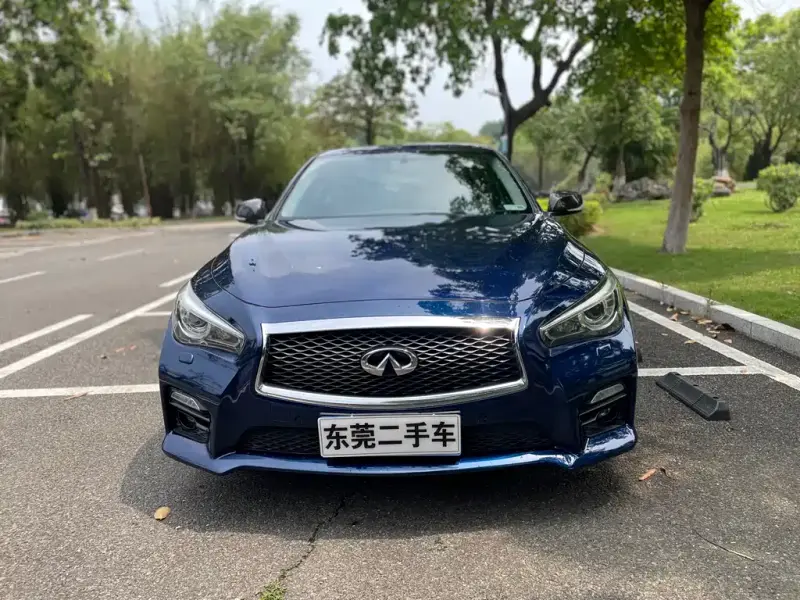 Infiniti Q50L