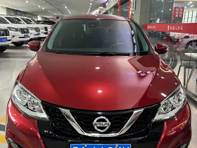 Nissan Tiida