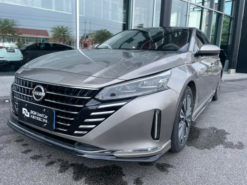 Nissan Teana