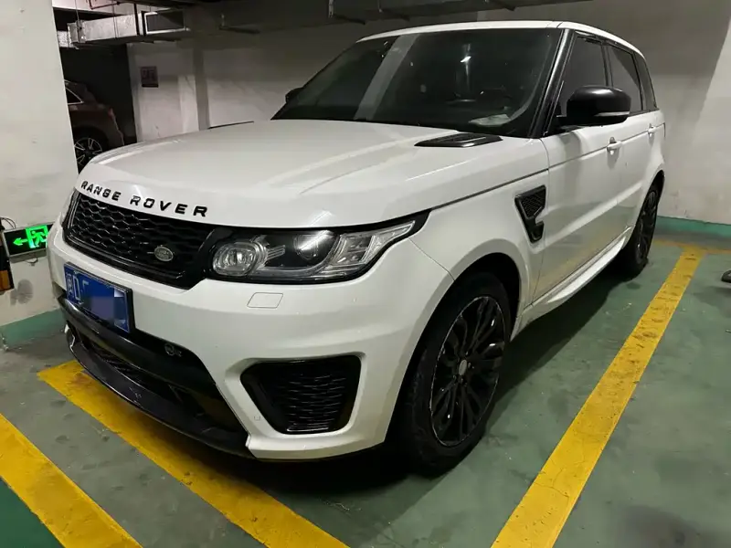 Land Rover Sport
