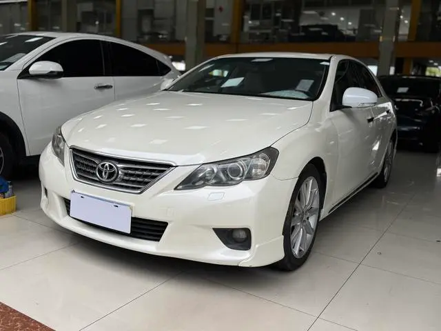 Toyota Reiz