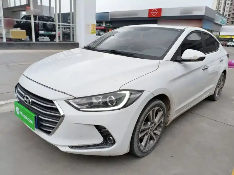 Hyundai Elantra