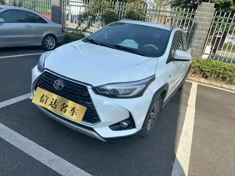 Toyota Yaris L