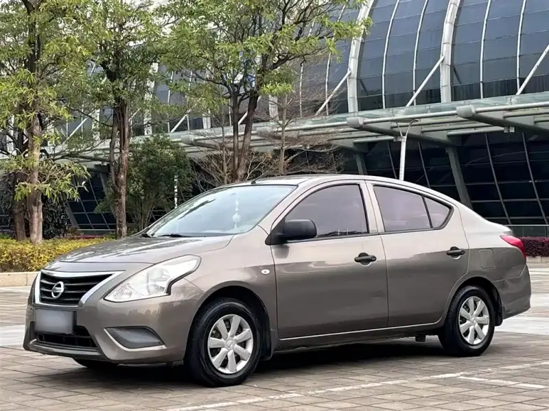 Nissan Sunny