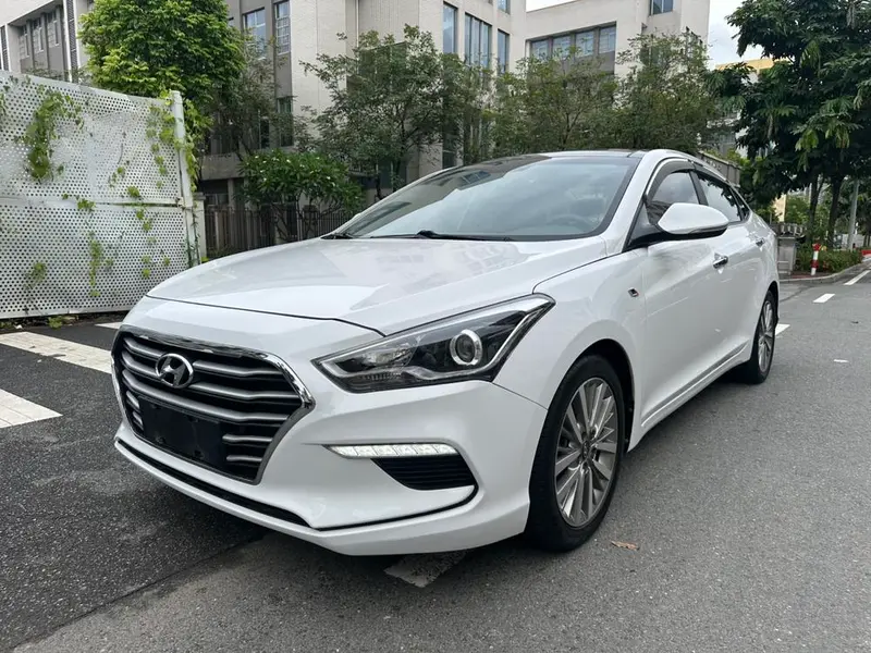 Hyundai Mistra